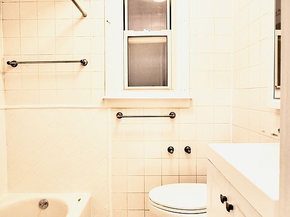 4th image of 51-23 47th St #1