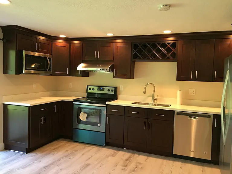 E Skyline Dr — Photo 1