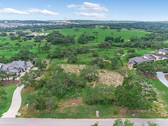 5th image of 16917 Whispering Breeze Dr