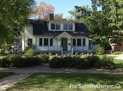 Beautiful 2 story home
						:
						Front of home faces east