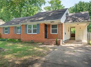 1682 Sterling Dr, Memphis, TN 38119