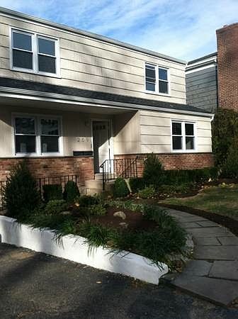 1st image of 209 Underhill Ave #A