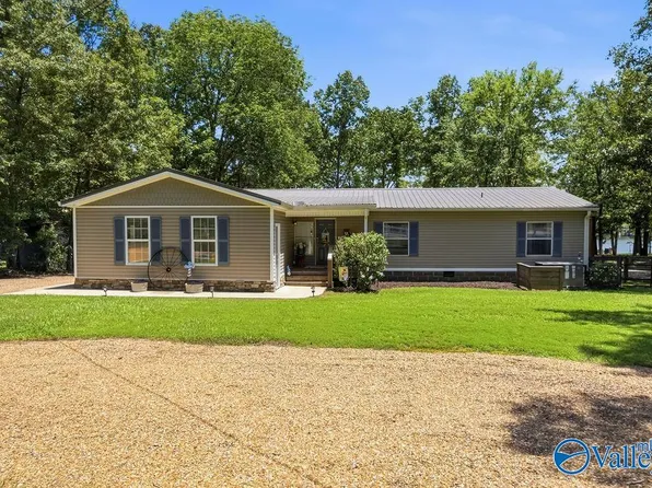 90 County Road 667, Cedar Bluff, AL 35959
