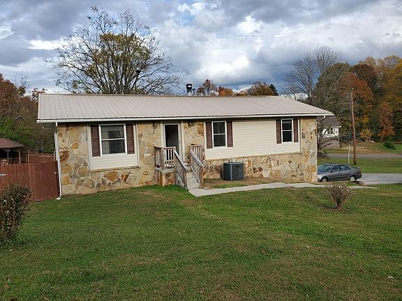 3rd image of 7500 Pinen Dr