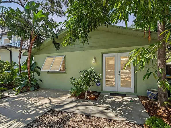 2410 Floyd St, Sarasota, FL 34239