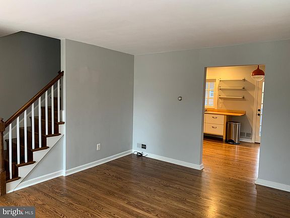 5th image of 5 E Alexandria Ave