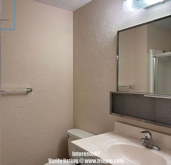 1010 Satre St — Photo 8