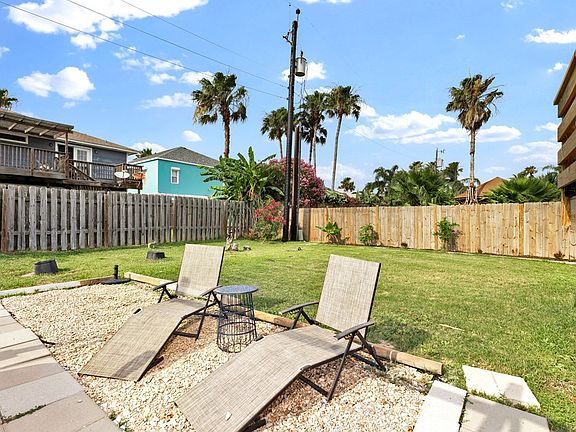 3rd image of 210 W Gardenia St #11 & 12