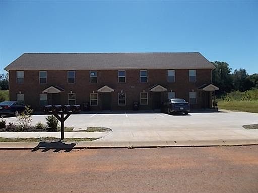 1st image of 1713A Manning Dr