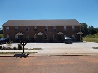 1713A Manning Dr, Clarksville, TN 37042