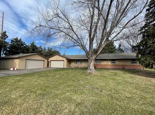 101 Prairie Rd, North Platte, NE 69101