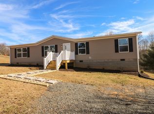 67 Knob Hill Ln, Woodlawn, VA 24381