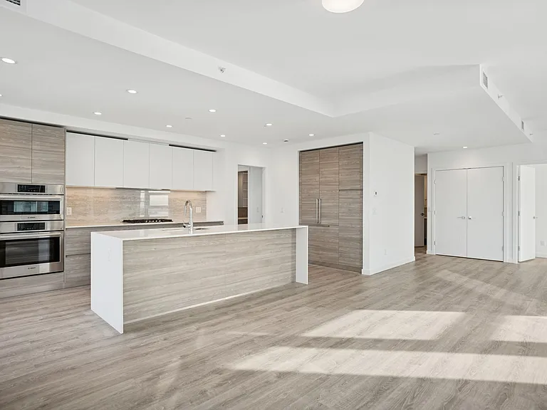 680 Quayside Dr #660-3903 — Photo 15