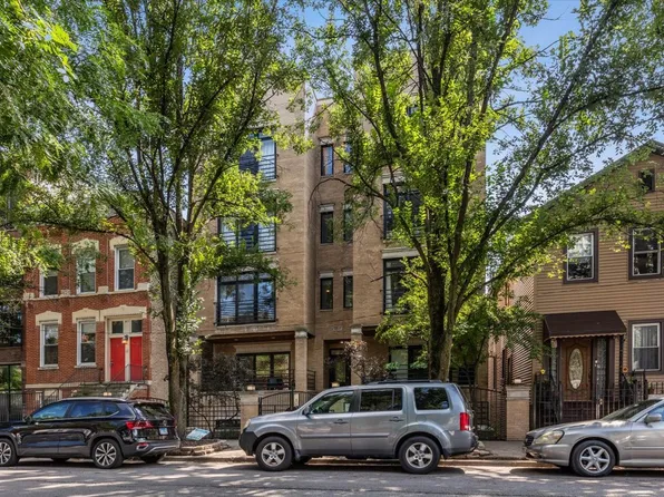 1455 W Thomas St APT 1E, Chicago, IL 60642