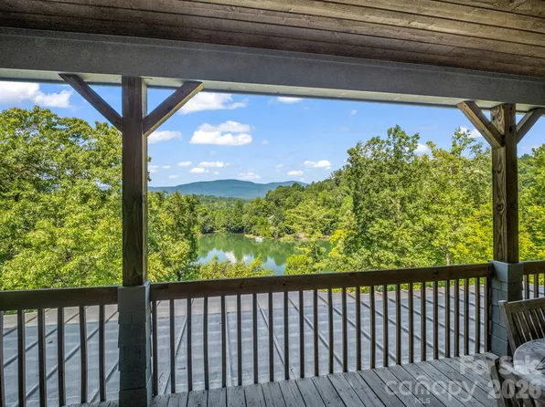 1237 S Cove Rd, Mill Spring, NC 28756