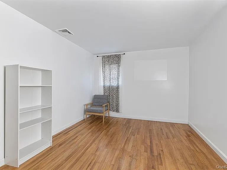 22 Hudson Pl — Photo 20