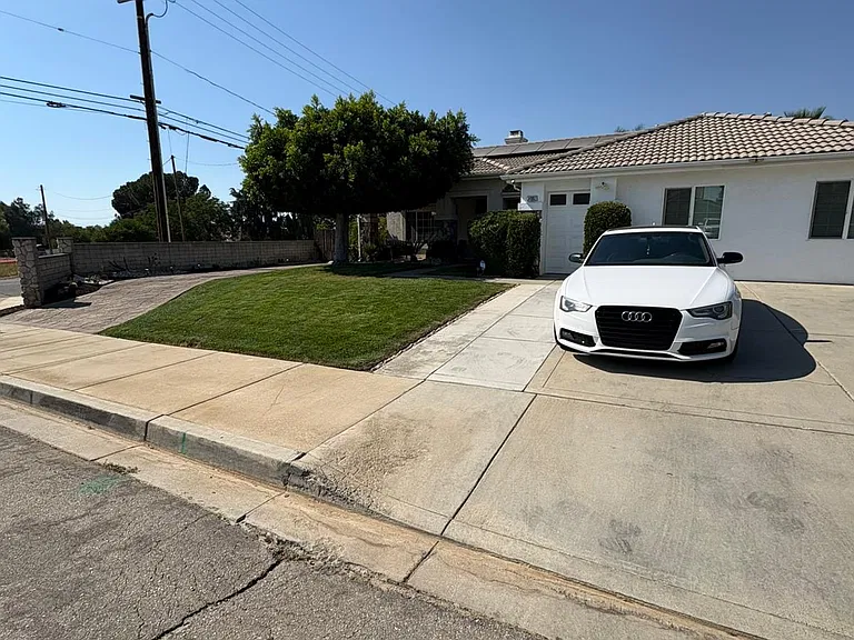 San Rosen Ct — Photo 8