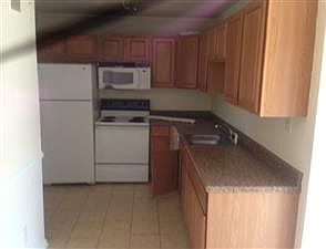 1st image of 222 Ivanhoe Ct