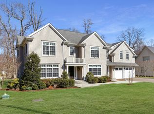 80 Blueberry Dr, Stamford, CT 06902