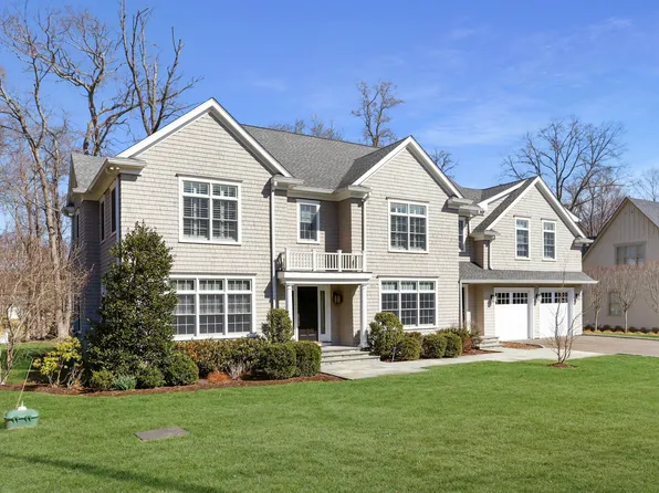 80 Blueberry Drive, Stamford, CT 06902