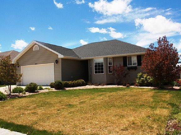 2nd image of 2414 Dawn Dr
