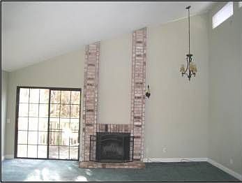 3rd image of 822 Cedar St #B