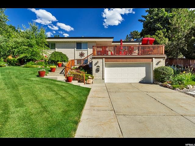 1st image of 2530 E Catalina Dr