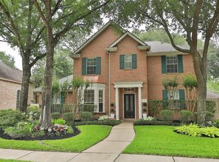 9115 Rhapsody Ln, Houston, TX 77040