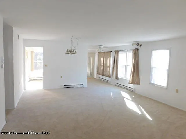 9 Harrogate La photo 1
