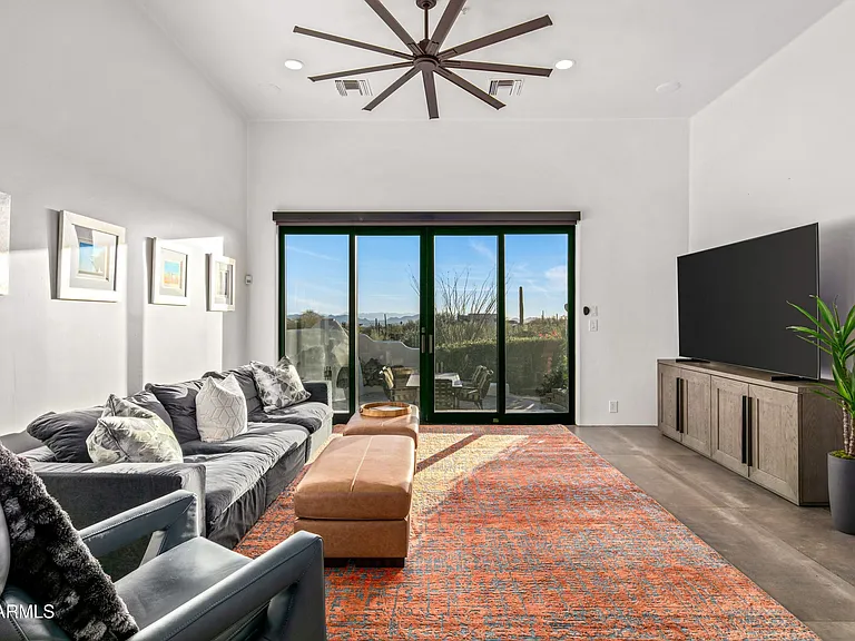 10029 E Calle De Las Brisas — Photo 27