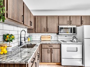 64 White Deer Rocks Rd, Woodbury, CT 06798