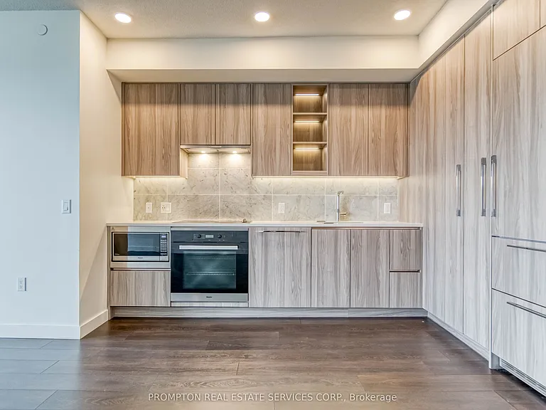 85 McMahon Dr #3108 — Photo 6