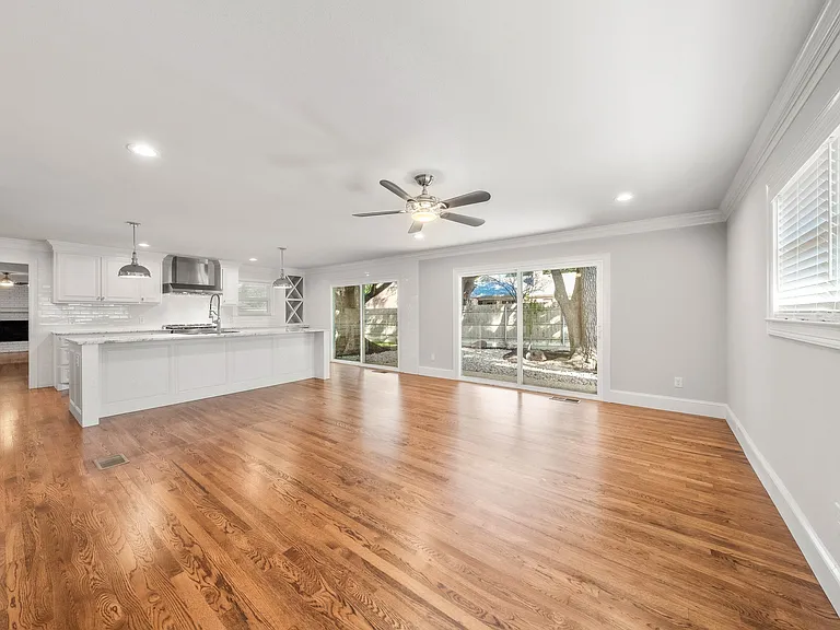 29011 Woodland Dr — Photo 25