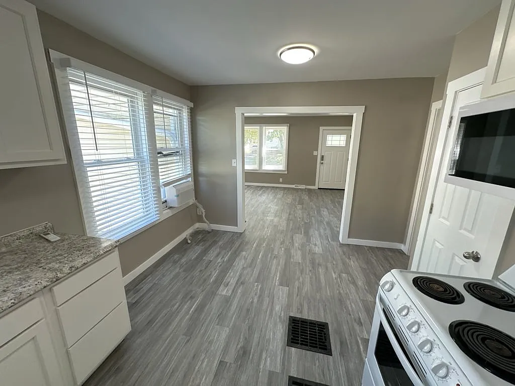 7533 Abbie Pl Unit 1 — Photo 4
