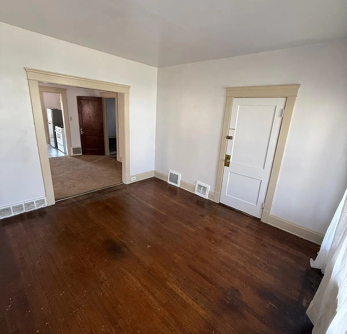 2 bed, 948 sqft, $995 — Photo 3