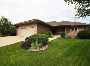 4457 Arcon Ln NW, Rochester, MN 55901
