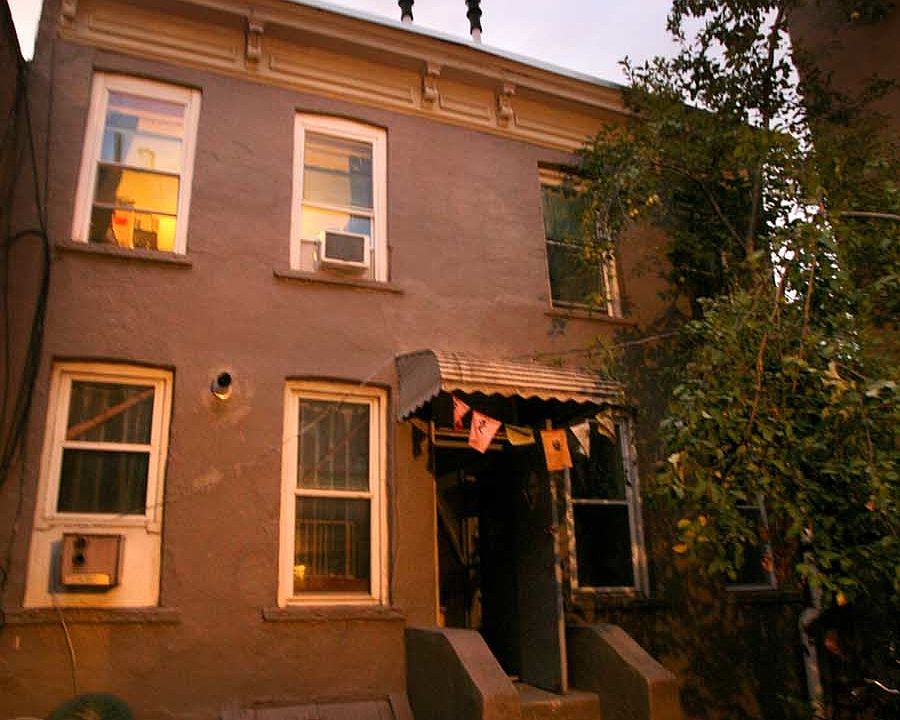 1st image of 173 Montrose Ave APT 1