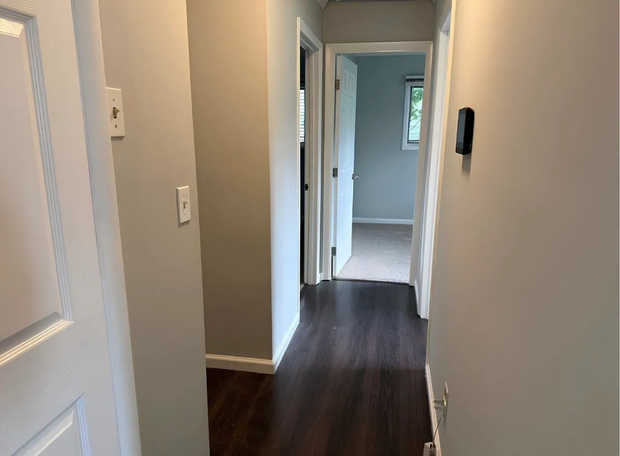 3 bed, 1400 sqft, $3,100 — Photo 3