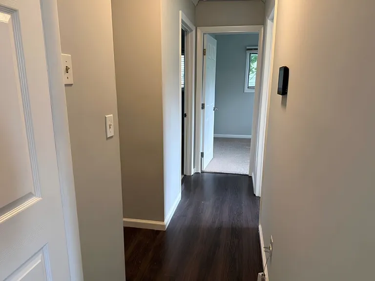 406 Applegate Ave — Photo 3