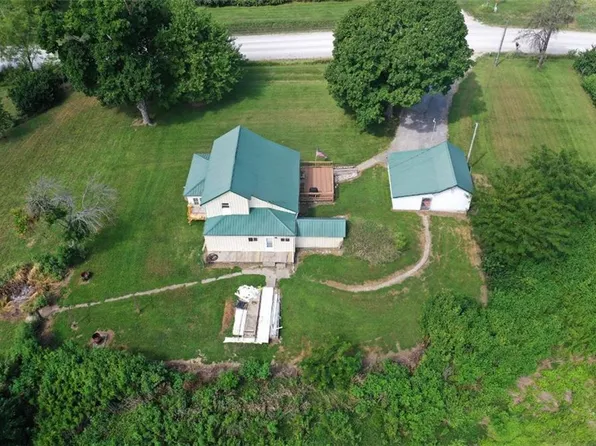 5597 SW County Line Rd, Trimble, MO 64492