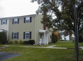 101 Green Meadow Ln, Telford, PA 18969