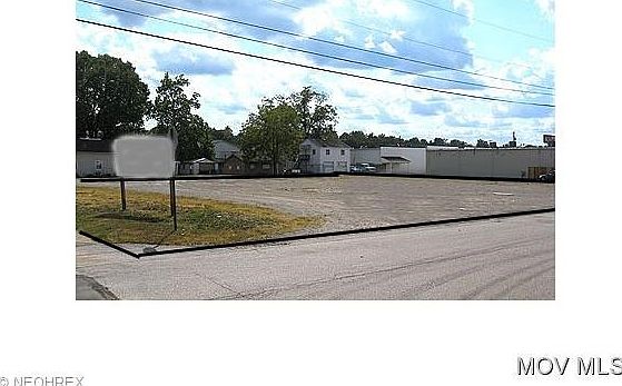 1st image of Neal St