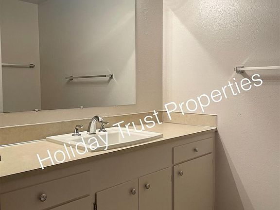 4th image of 301 Lee St SW APT 28