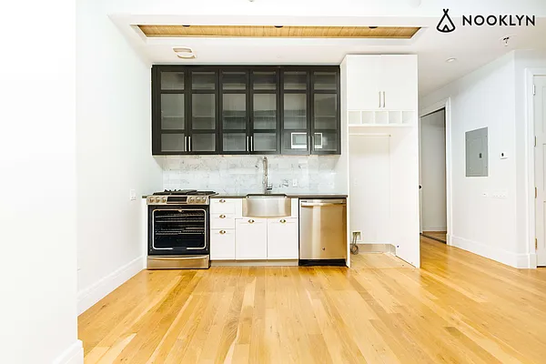 Rented by Nooklyn NYC LLC | media 116