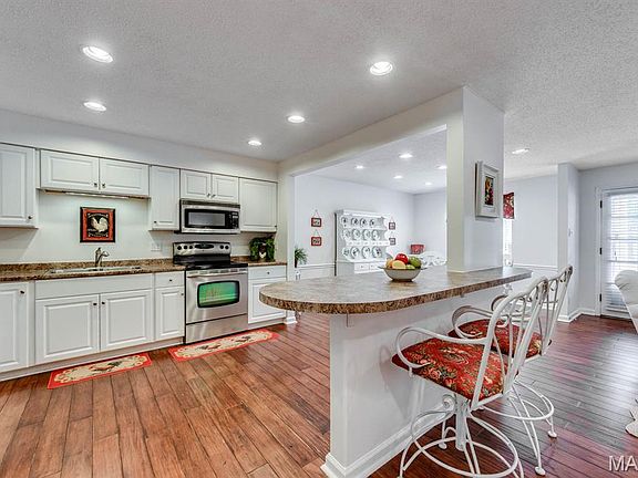 5th image of 15631 Hedgeford Ct APT 1