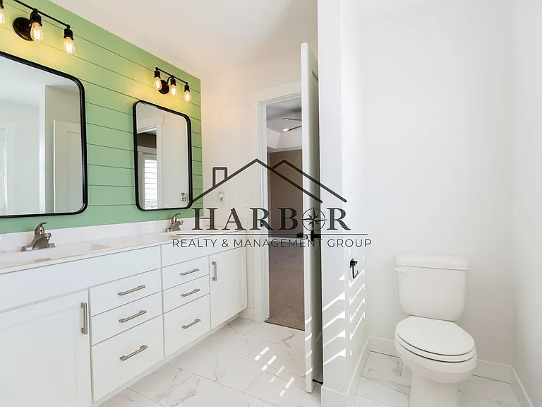 4144 Genevieve Ln NW — Photo 16