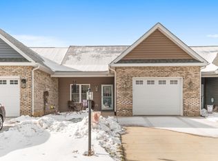 19 Pebble Ct, Stuarts Draft, VA 24477