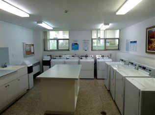 606 Avenue Road, Toronto, ON M4V 2K9