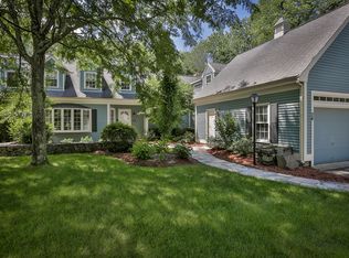 24 Derby Ln, Tyngsboro, MA 01879