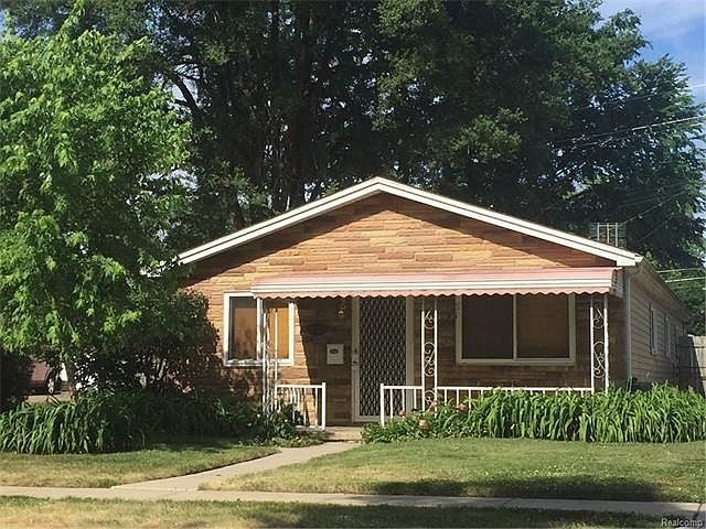 1st image of 27393 Park Ct